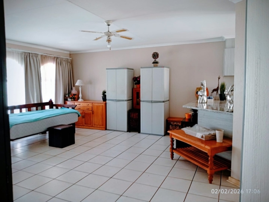 2 Bedroom Property for Sale in Heuwelsig Free State